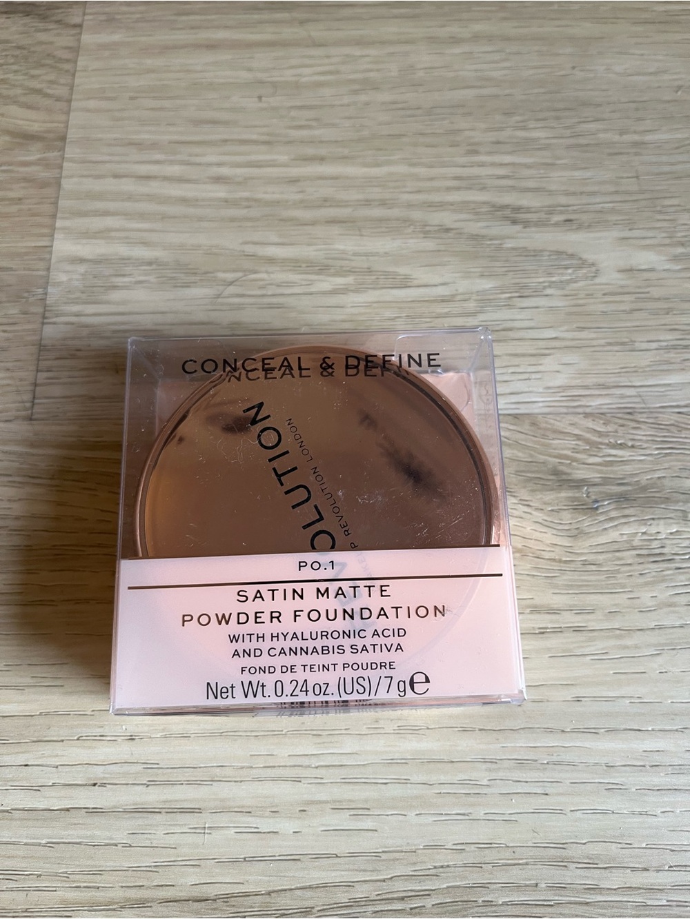 Revolution P0.1 Satin Matte Powder Foundation